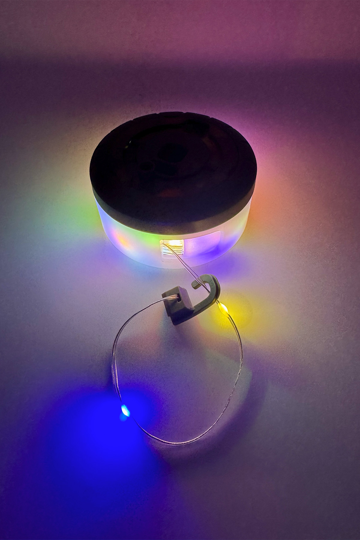 Hag%20Çok%20Renkli%20Şarjlı%20Kamp%20Lambası%20Makaralı%208%20Metre%20Uzayabilir%20RGB%20Şerit%20Ledli%20ve%205%20Modlu%20