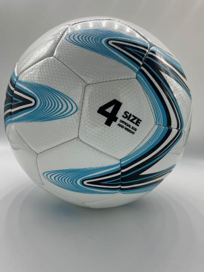 4 Numara Futbol Topu